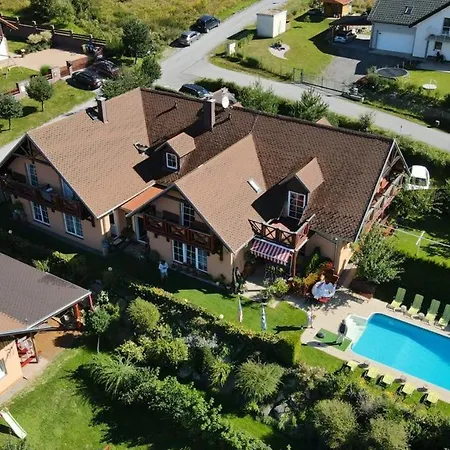 Konukevi Lipno Serafin 4*