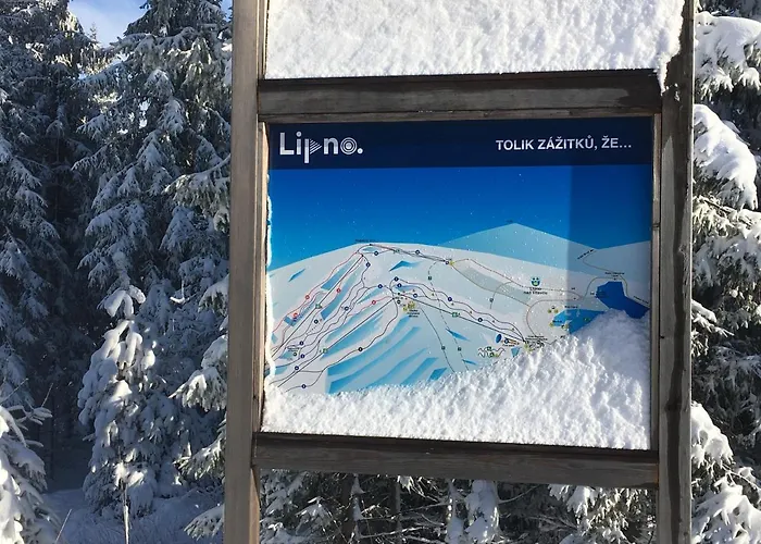 Πανσιόν Lipno Serafin 4*